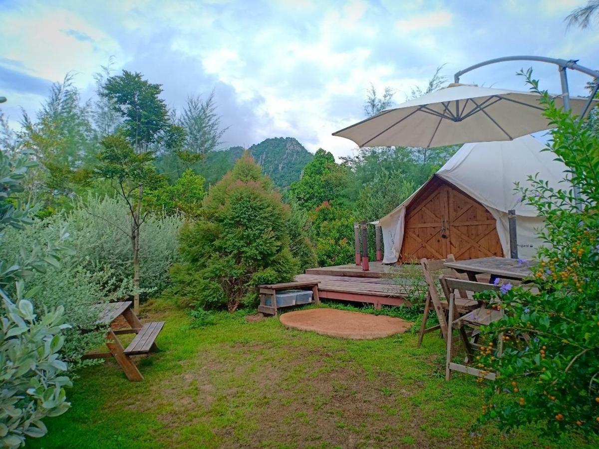The Birder'S Lodge Khao Yai Pak Chong Buitenkant foto