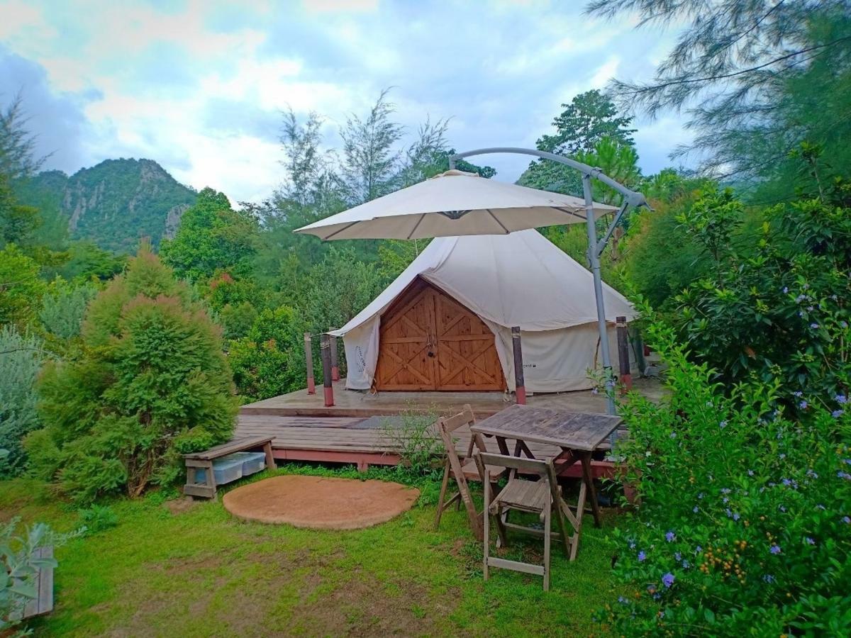 The Birder'S Lodge Khao Yai Pak Chong Buitenkant foto